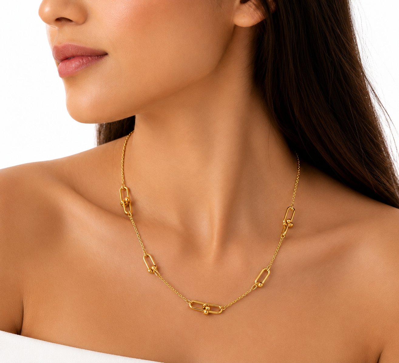 Luna Link Necklace