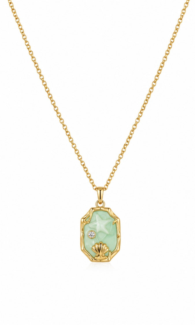 Ocean pearl necklace