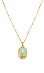 Ocean pearl necklace